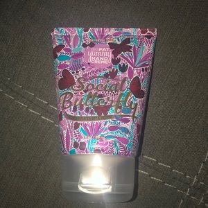 Perfectly Posh Social Butterfly Big Fat Yummy Hand